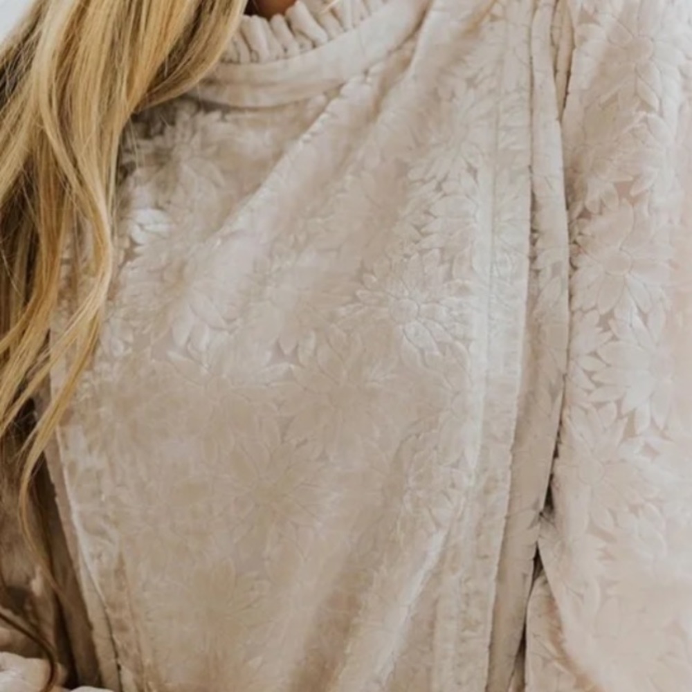 NWT Salt Velvet Burnout Dress Ivory XXL - Picture 2 of 14
